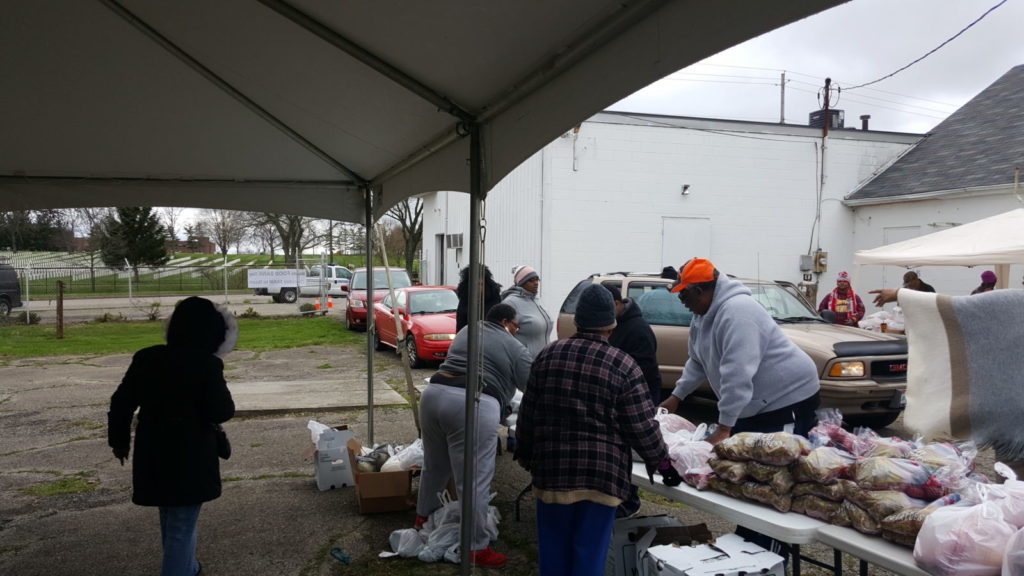 Mobile Food Pantry A Roaring Success Dakota Center